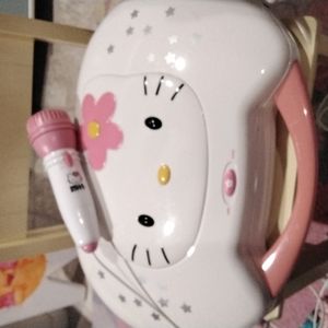 Hello Kitty Karaoke System/CD player